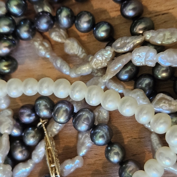 Vintage 3 Strand Small Pearl 14K Jewelry  Lot - Picture 2 of 6